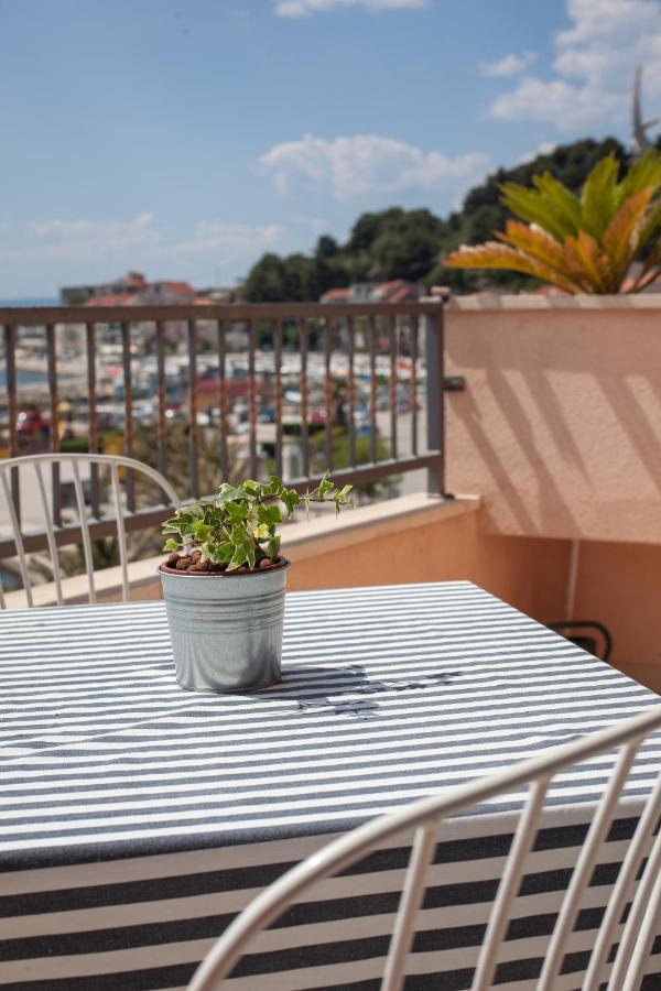 Waterfront Roko Apartment Подгора Екстериор снимка