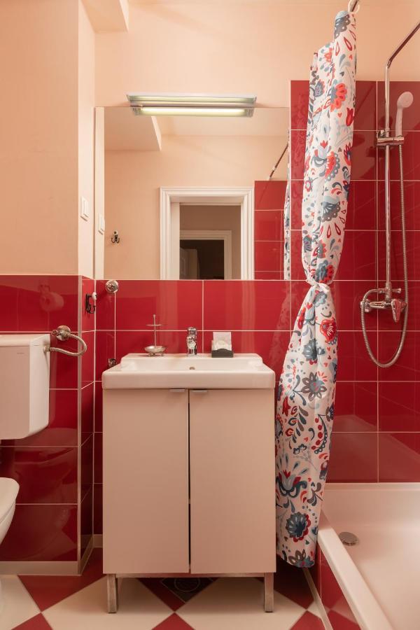 Waterfront Roko Apartment Подгора Екстериор снимка