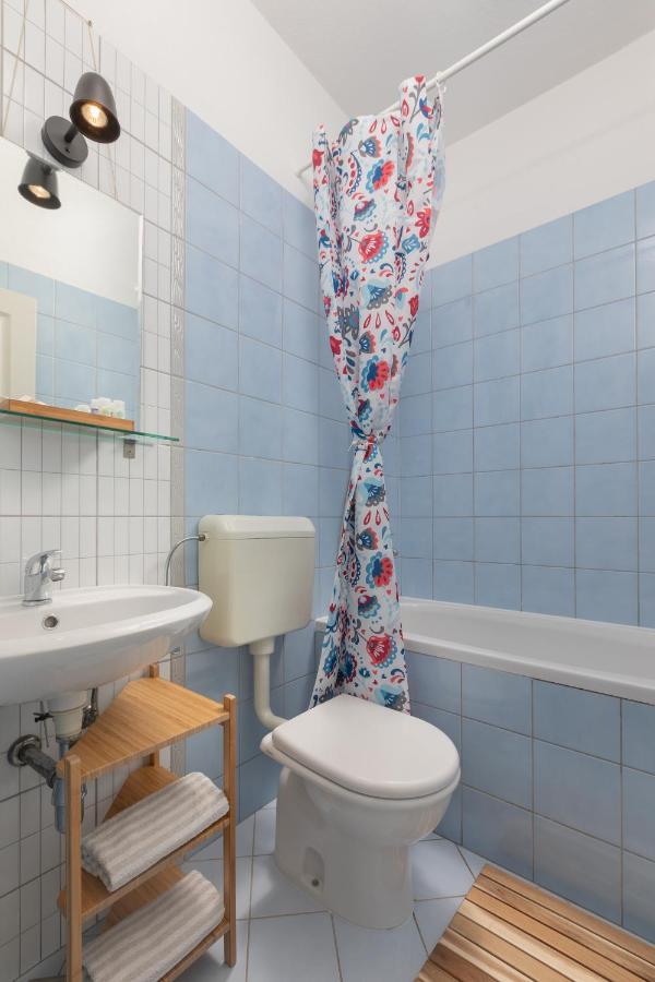 Waterfront Roko Apartment Подгора Екстериор снимка