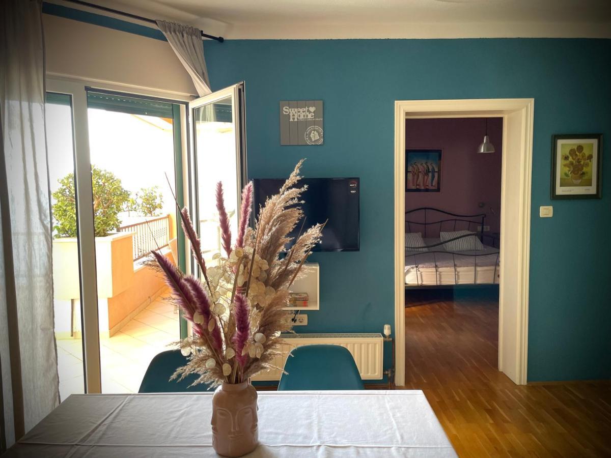 Waterfront Roko Apartment Подгора Екстериор снимка