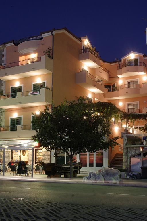 Waterfront Roko Apartment Подгора Екстериор снимка