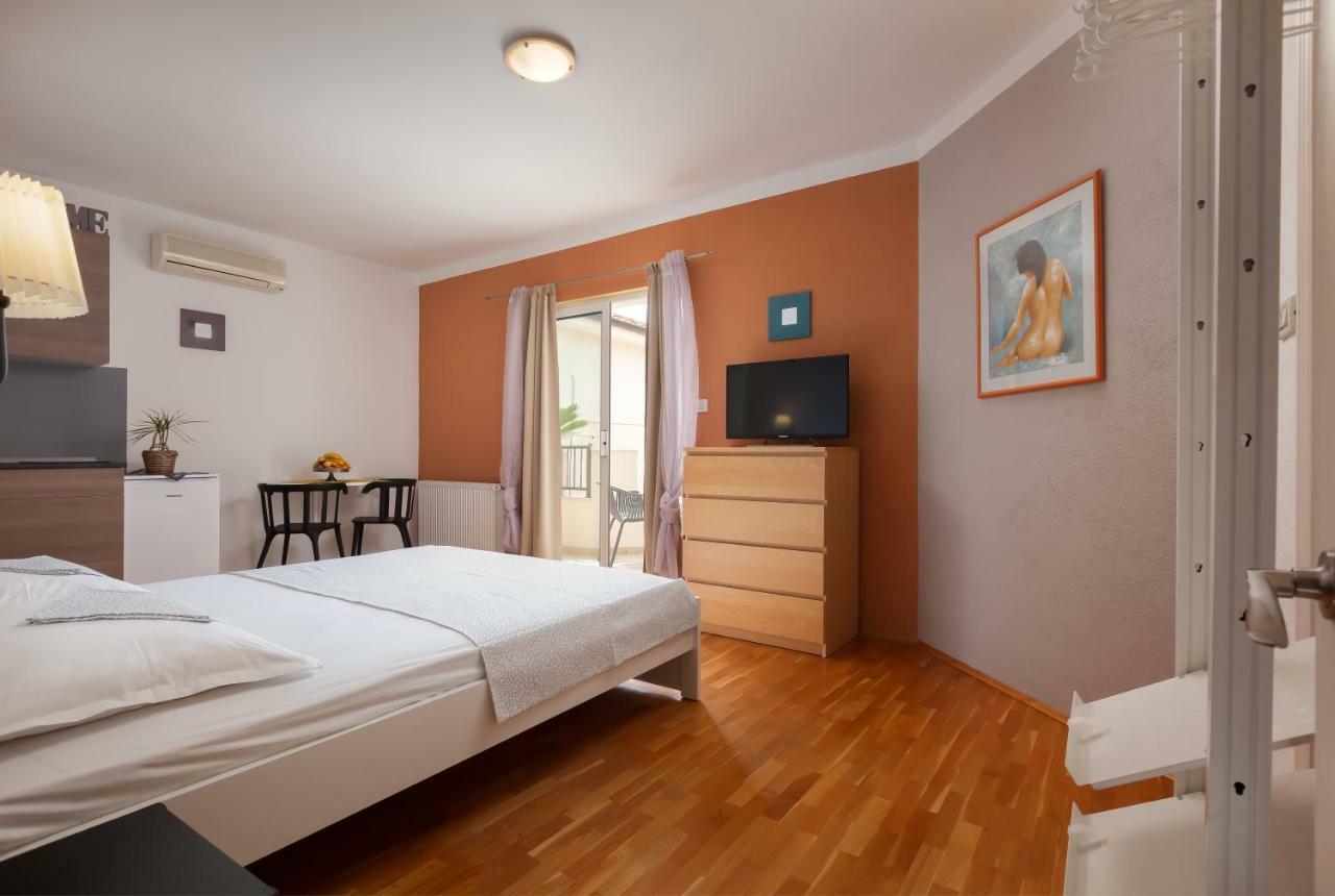 Waterfront Roko Apartment Подгора Екстериор снимка
