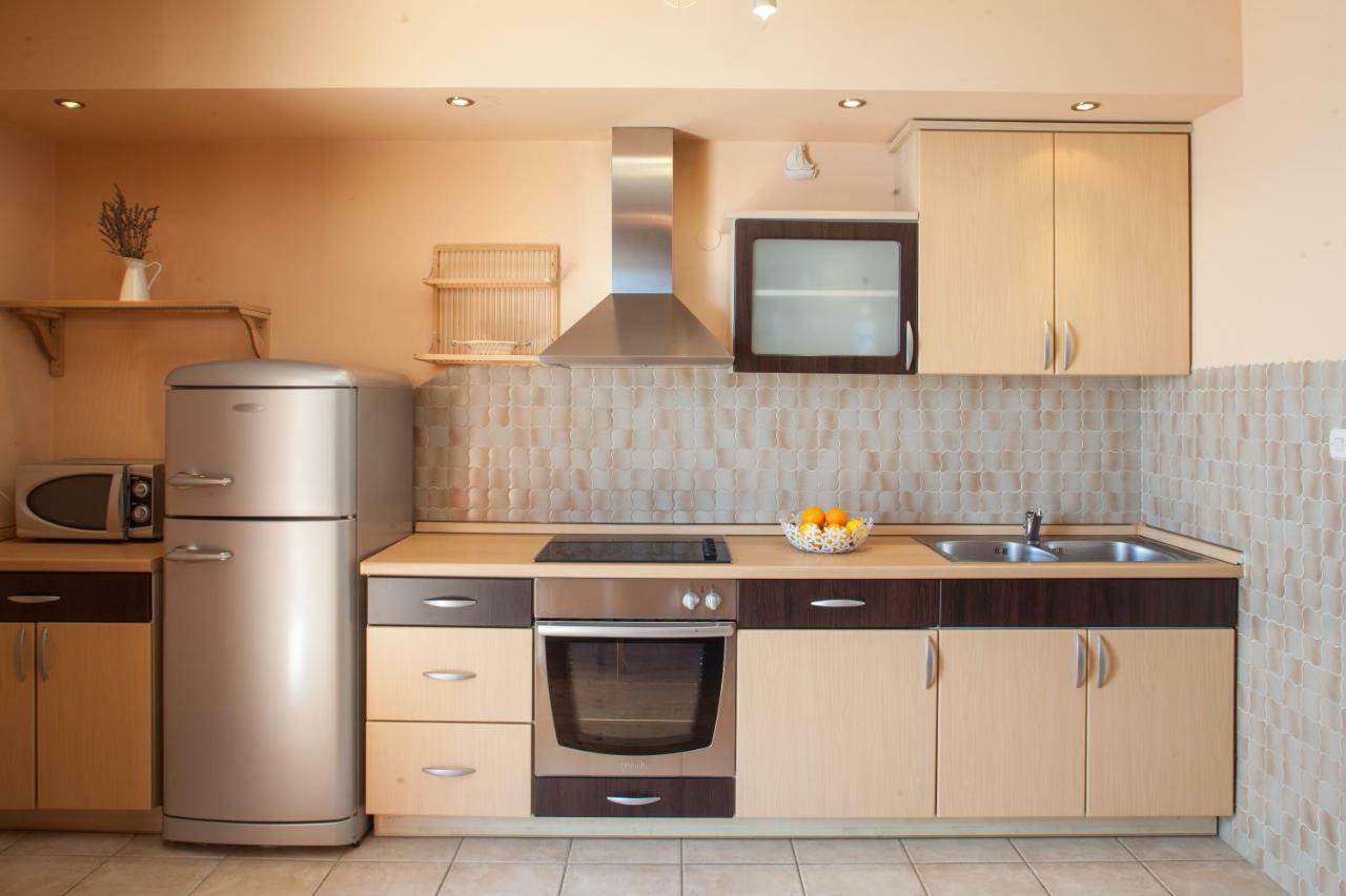 Waterfront Roko Apartment Подгора Екстериор снимка